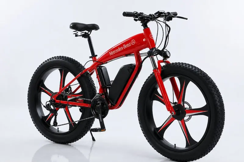 Fat tyre electric bike for sand and rough tracks